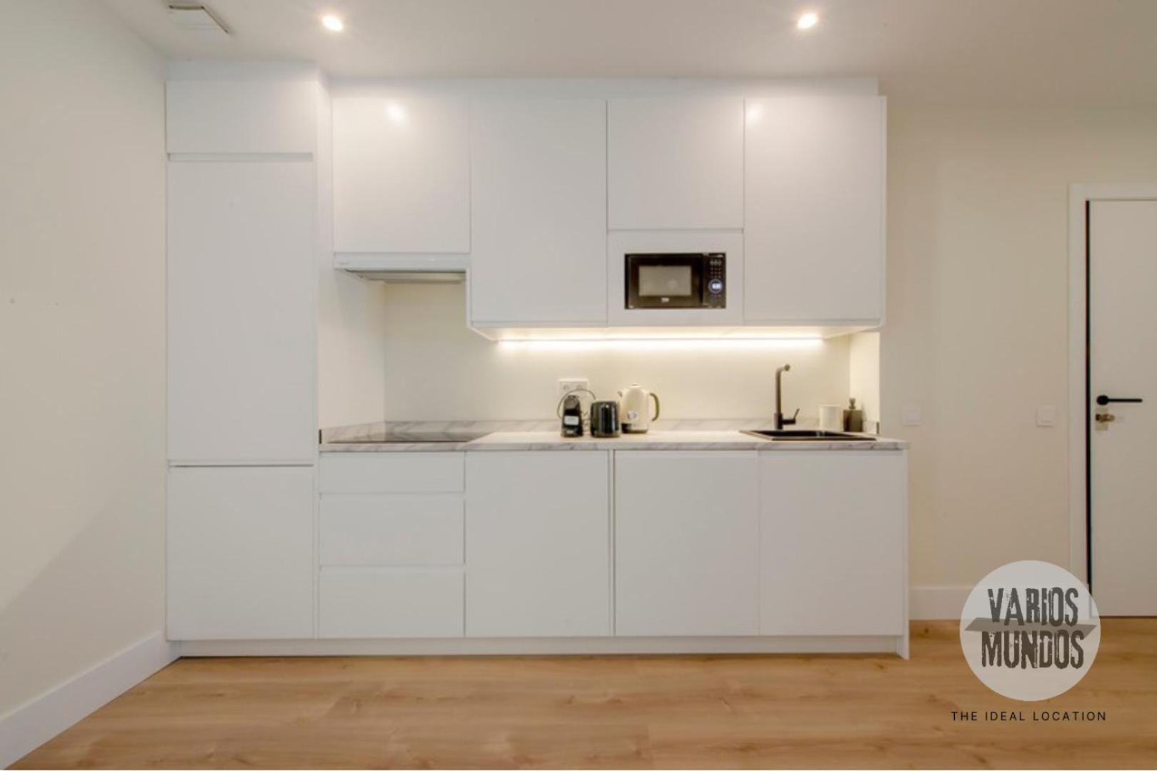 Tu Estancia Para 6 En Malasana Conoce San Bernardo 20 Madrid Exterior photo